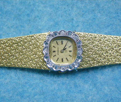 オメガ　腕時計に枠を装飾：施工後